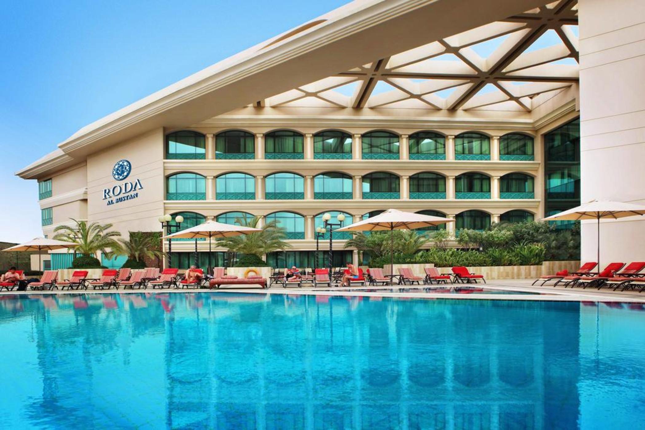 Hotel Moevenpick Grand Al Bustan